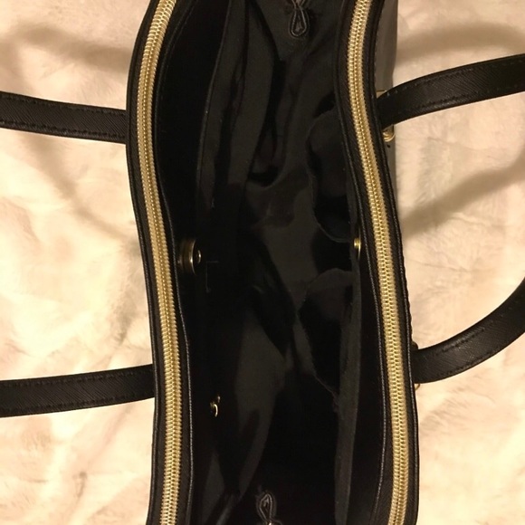 Kenneth Cole purse - Picture 5 of 6